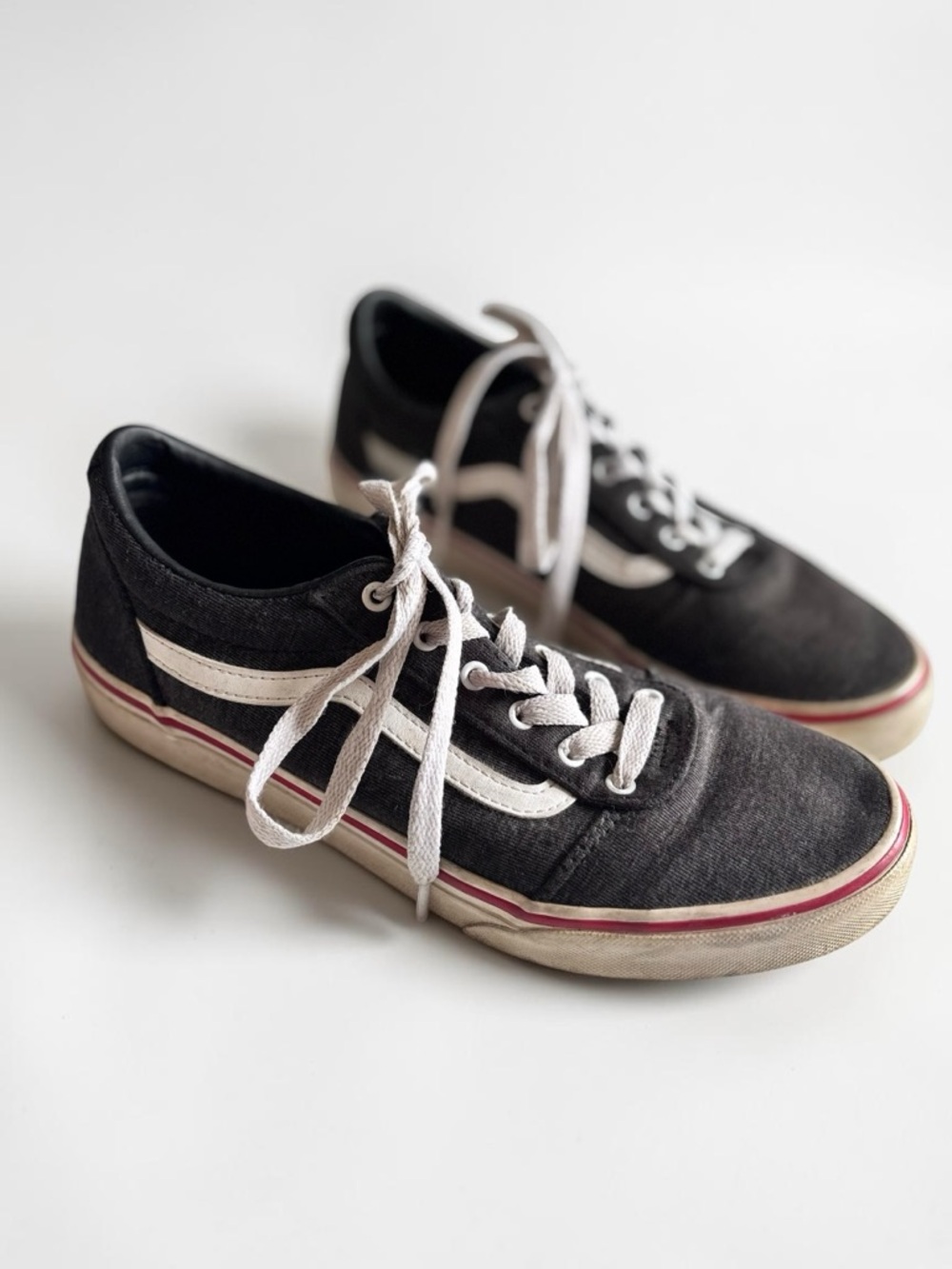 Vans Old Skool Kids Black White Sneakers Youth Size 6